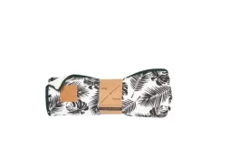 Mog and Bone Luxury Blanket - Black Leaf