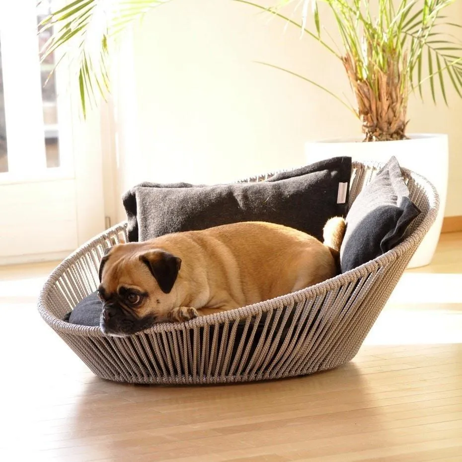 The Siro Twist By Pet Interiors - Medium Orthopaedic Dog Bed
